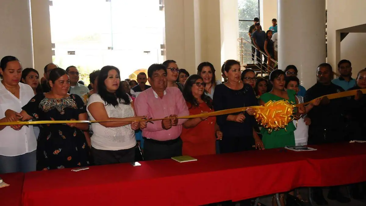 35 Inauguran Taller de Cultura Institucional